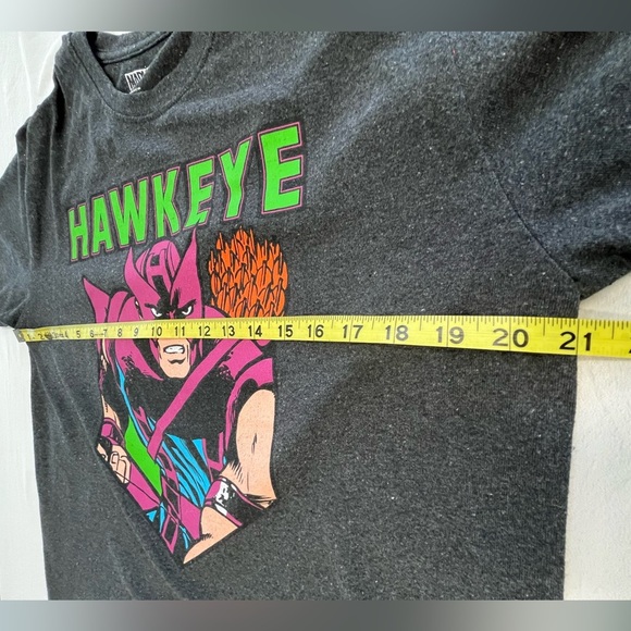 Marvel Men's Dark Gray Neon Hawkeye Graphic T-Shirt, sz MD - Picture 4 of 8